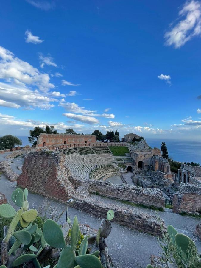 Sicilia Bedda Taormina Apartment Екстериор снимка
